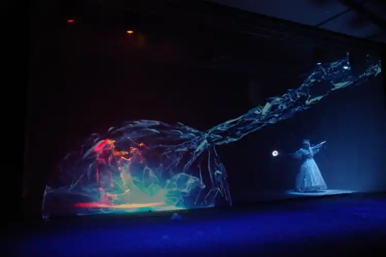裸眼3d儿童剧冰雪皇后之雪域魔镜无锡站落幕