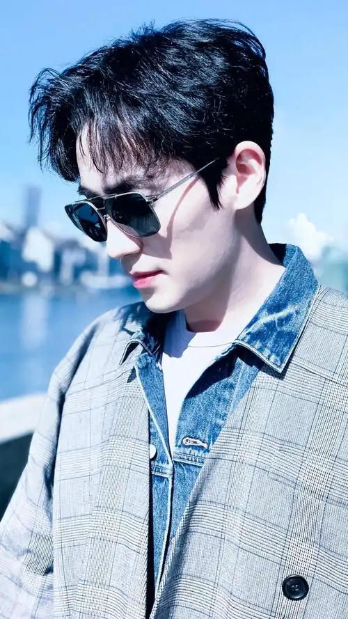 阳光男孩朱一龙,高清图片,手机壁纸