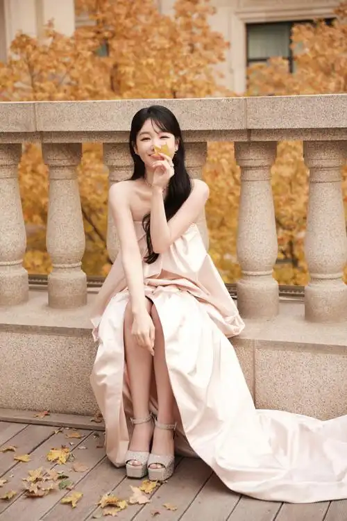 徐梦洁香槟粉水母裙##搜狐视频舞蹈翻跳盛典