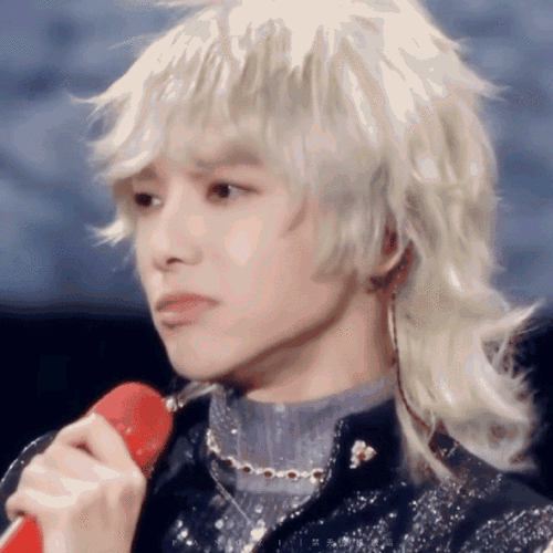 华晨宇美貌大赏##华晨宇白色狼尾造型