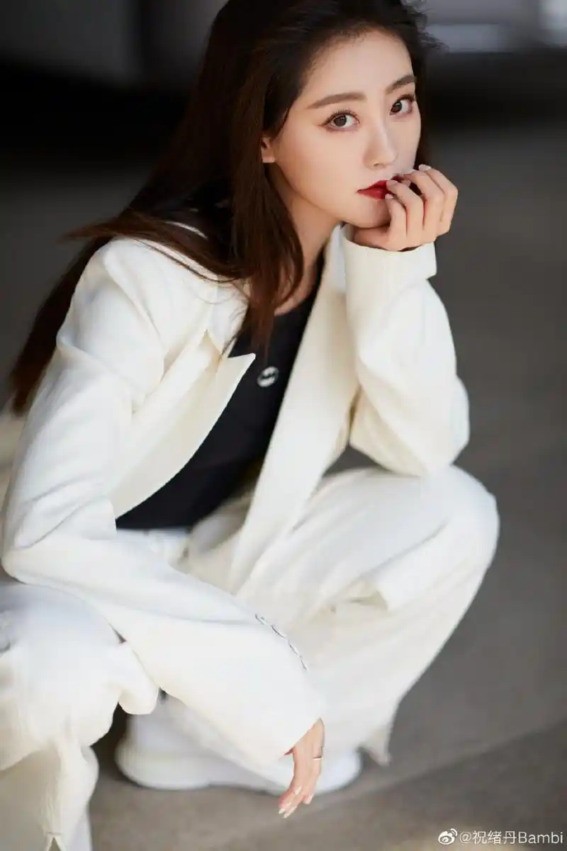 祝绪丹高清壁纸头像(三十二)[给你小心心]