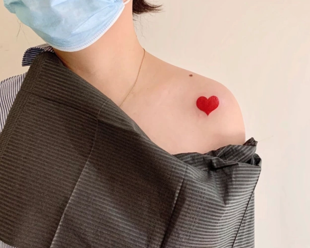 爱心纹身小图案心形图案纹身大全女15