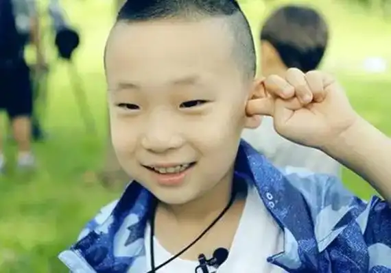 男宝发型2021较新图片03岁夏季男宝发型2021较新图片,0一1岁男宝宝