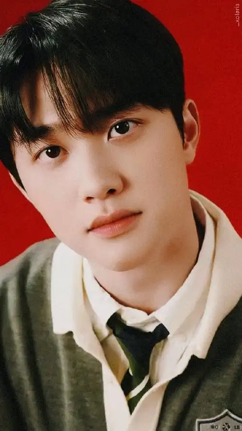 灰卫衣嘟老师完全就是逗我开心的居家可爱男友#冬日暖young#都暻秀