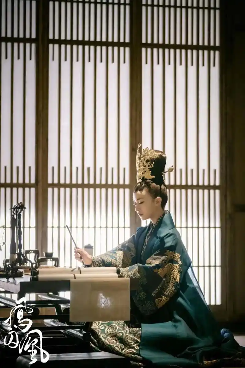 凤囚凰.#我的抖音生活日记 吴谨言 冯太后 - 抖音