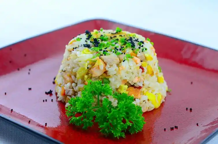 日式泡菜炒饭,日式海鲜炒饭,日本炒饭_六月未央的美食日记_豆果美食