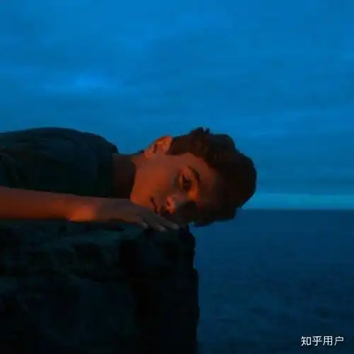 有哪些适合男生用的超级酷的微信头像