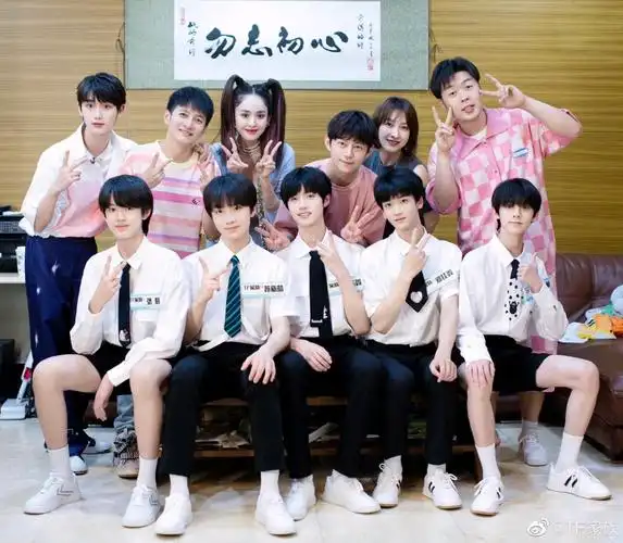 tf家族三代频繁营销时代少年团国庆却久不营业李飞重心是否已经转移