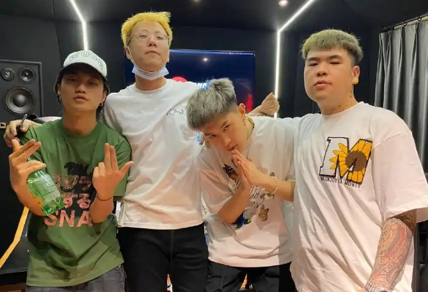 马伯骞爸爸去乡村建民宿风景独好可瞭望田野宛如世外桃源