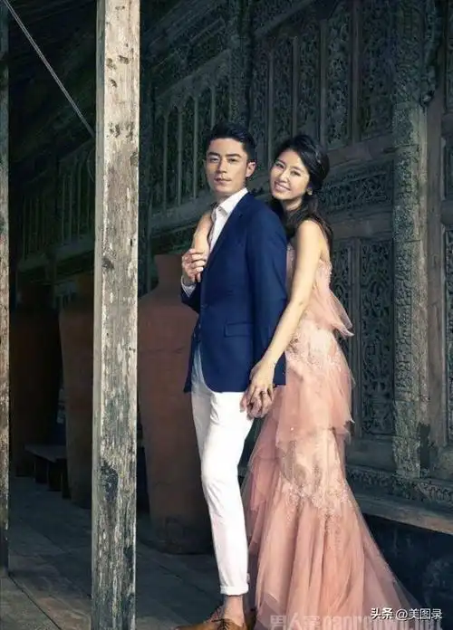 林心如和霍建华,林心如穿卡通皮肤蜡黄难掩阿姨感,老公男神依旧