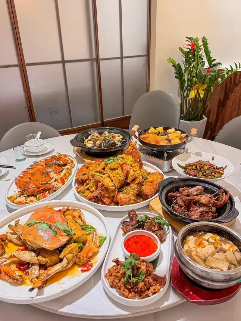 这家海鲜餐厅把我拿捏住了!在中山路本地人很爱来的 - 抖音