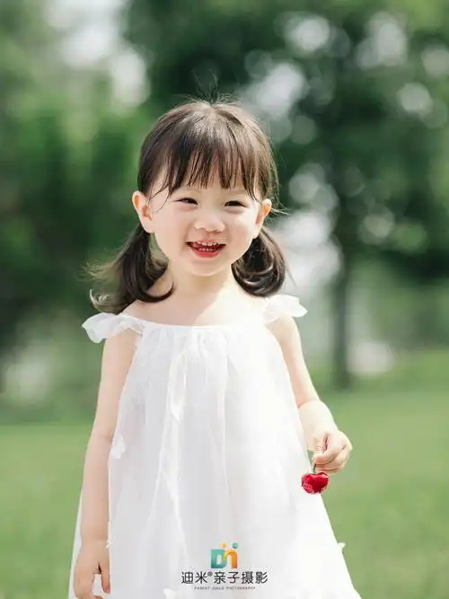 🐰
人生有很多幸事
有个女儿算是一个
把她当作小时候的自己