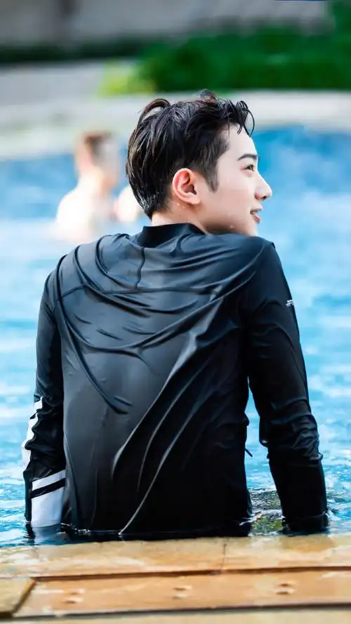 赖冠霖高清壁纸