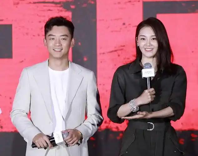 苗苗首次公开提及郑恺前女友程晓玥 郑恺有点不高兴