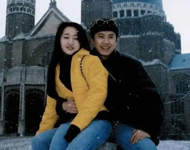 49岁杨钰莹终于在深圳结婚了,新郎原来是他!_赖文锋_鲍毅_甜歌