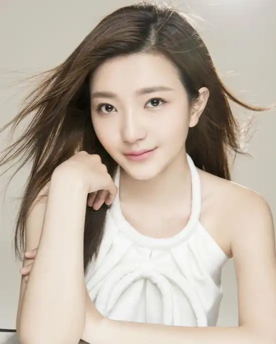 白卉子《秀丽江山》情系袁弘 遭指婚含泪出嫁