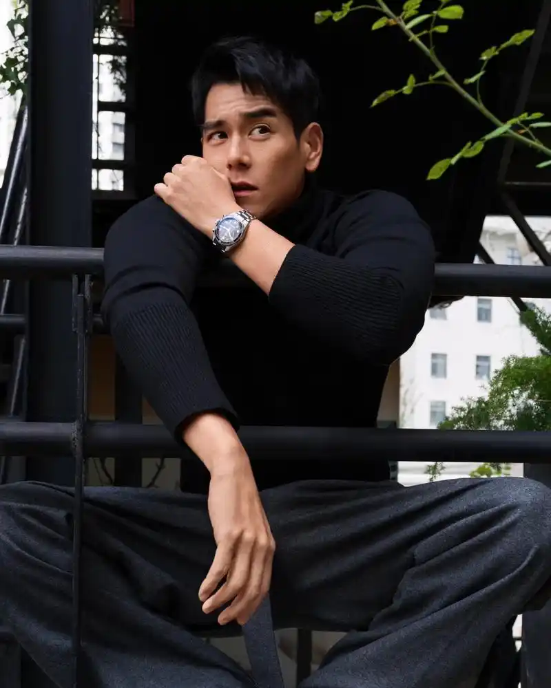 吴彦祖,彭于晏,已经不是一个人名,而是是型男的代名词了,这组彭于晏