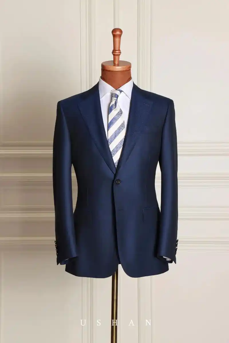 世家宝经典藏蓝人字纹,优山特 - 抖音