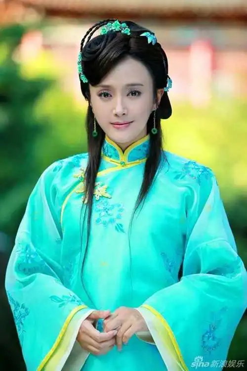 新还珠格格秦岚古装造型手机壁纸