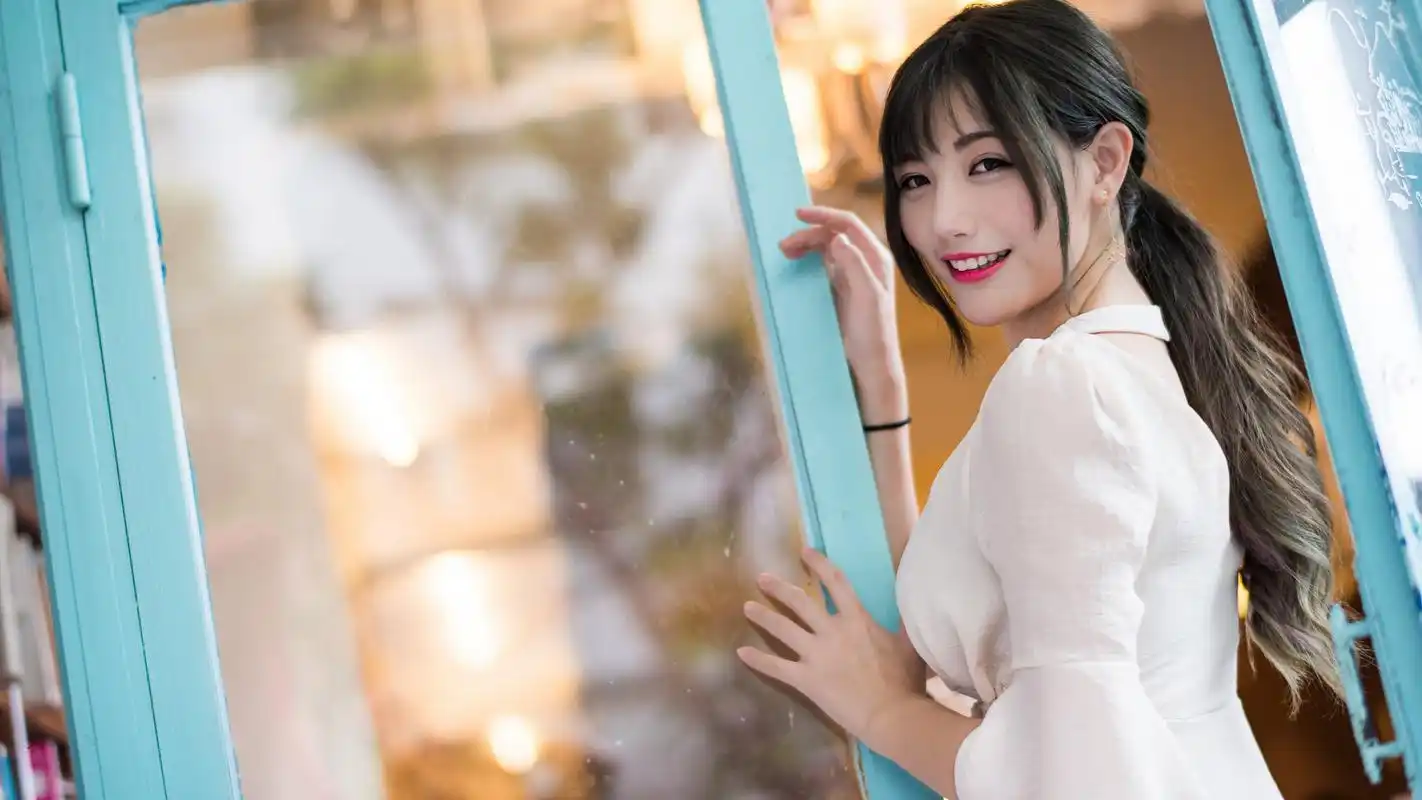 美女性感生活照写真高清宽屏壁纸高清大图预览1920x1080_美女壁纸下载