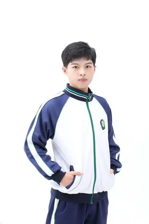 衡水中学校服令人神往校友谷文泽追求卓越穿出明星时尚