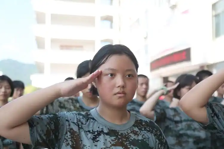 沙县金沙高级中学2020级新生队列训练