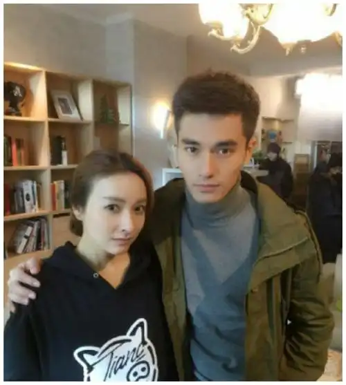 吴昕抓拍将曝光,男友不是潘帅,不是海乔,不是李易峰,却是郑凯