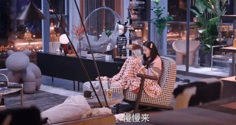 乔晶晶不愧是大女主人设住上海大平层豪宅屋内一览黄浦江江景