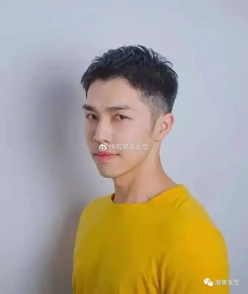 适合初夏剪的几款男生发型清爽帅气让你想不帅都难