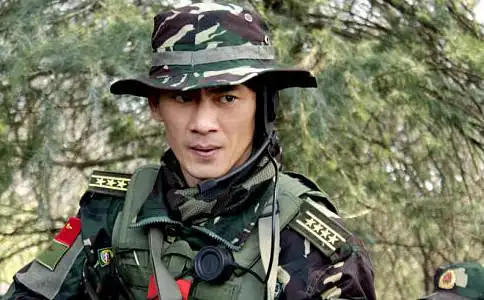 2006年参与拍摄电视剧《士兵突击》;2008年拍摄电视剧《我的团长我的