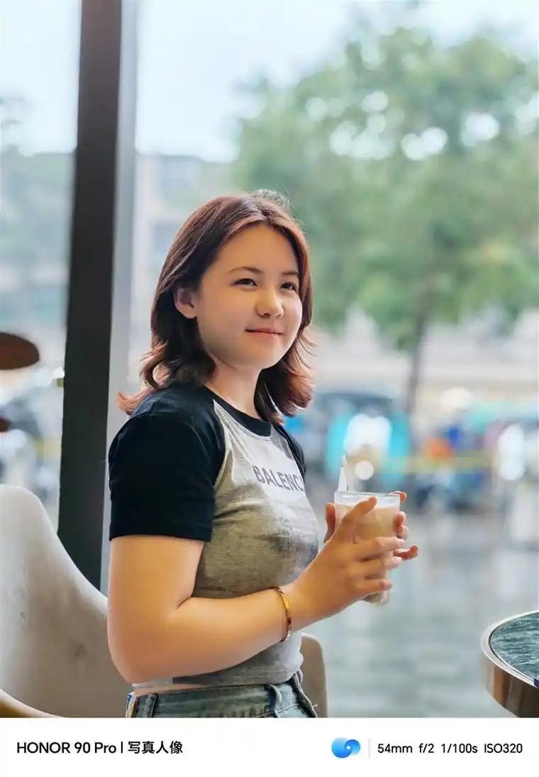 荣耀90 pro评测:人像出众媲美单反 出门拍美照带它就够了--快科技--科