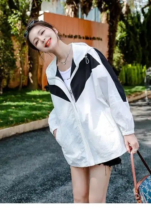 夏季轻薄透气外套夏季新款拼色衣女长袖百搭韩版宽松透气薄款短款外套
