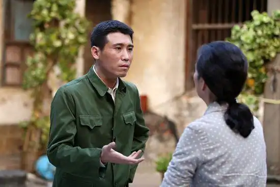 《爷们儿》收视高 李乃文诠释另类"爷们儿"