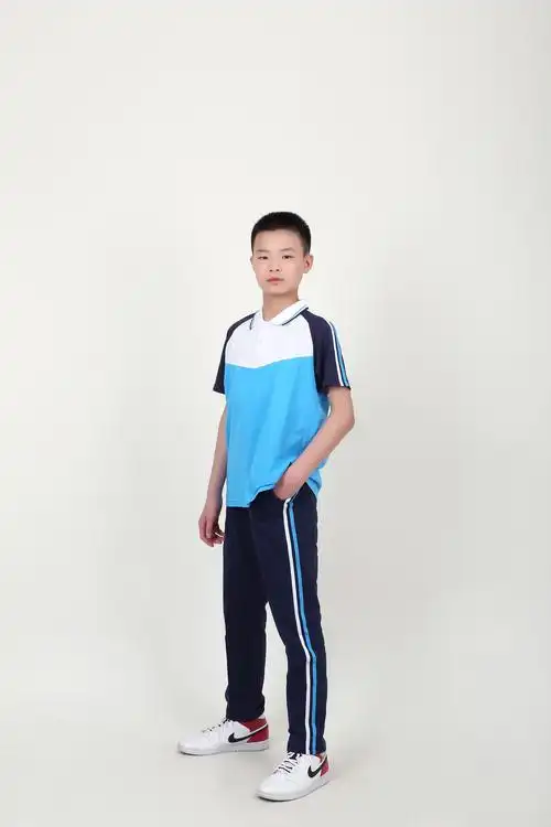 中学校服夏装