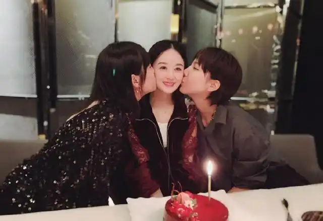 赵丽颖婚礼日期曝光冯绍峰亲自辟谣但是伴娘团队很强大