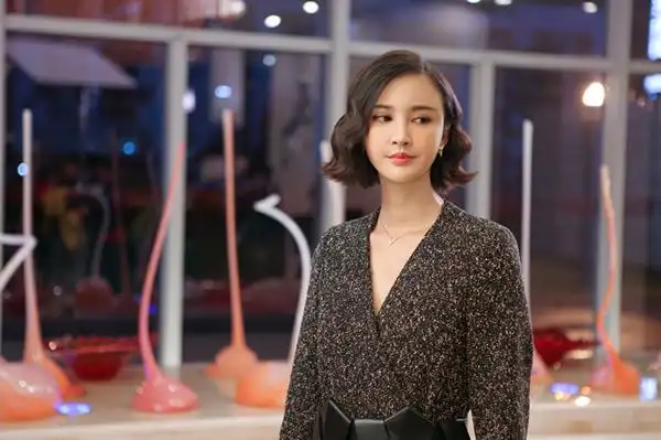 张歆艺剧照