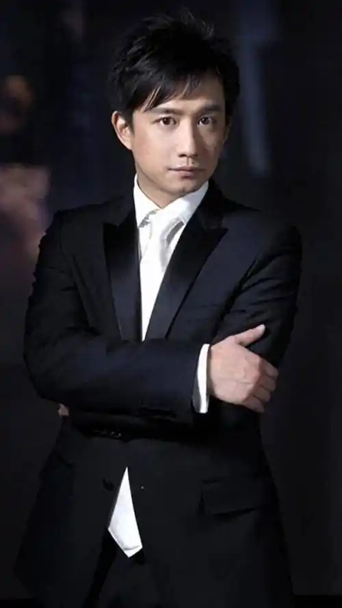 黄磊人设是如何翻车的?_形象_争议_网友