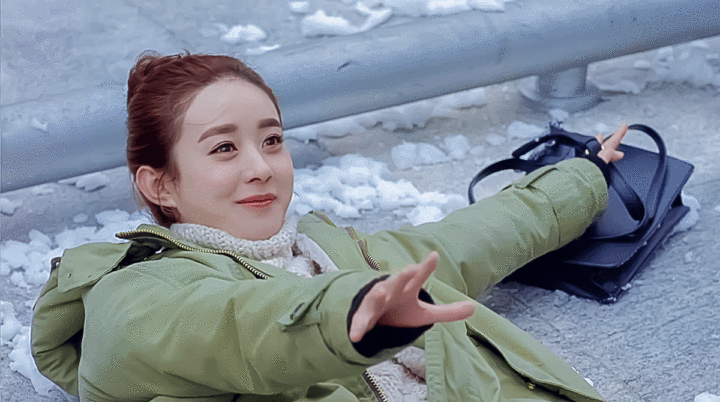 女生平时在宿舍无聊时都在干什么.