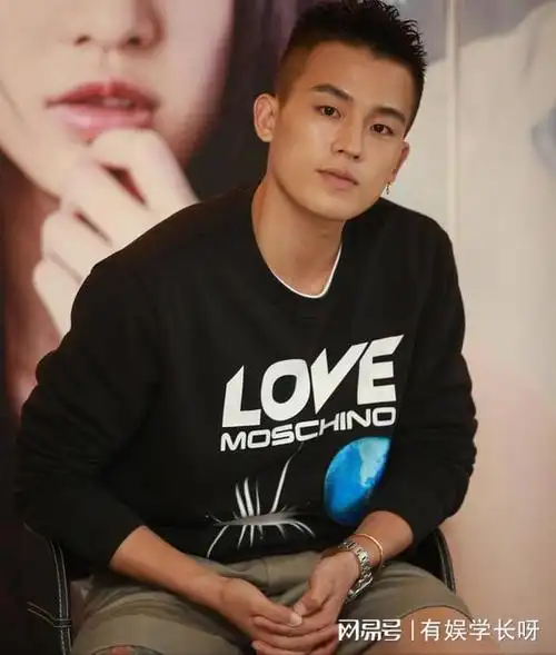 痞式影人欧豪出演将军遭其后人不满后自证努力被嘲资源咖