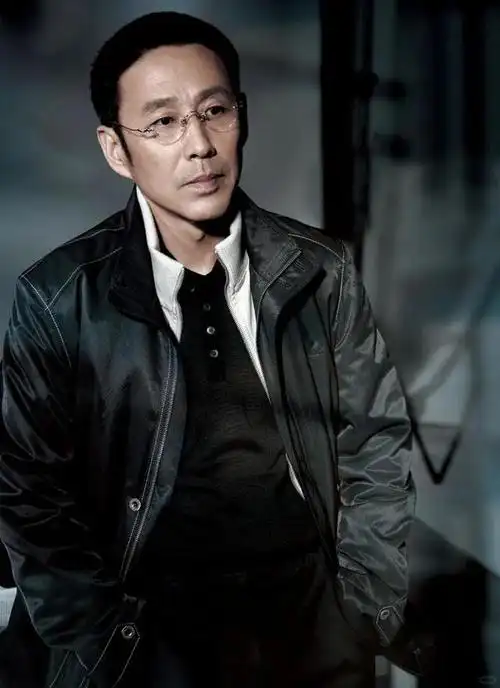 46岁王阳被夸"越老越帅",盘点中年爆火 颜值演技俱在的男演员