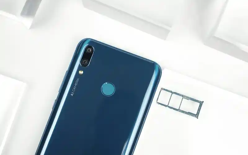 华为畅享9 plus图赏:青春高颜值,畅享智能体验