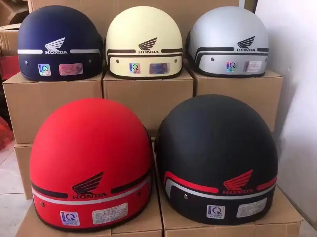 越南进口本田头盔摩托车电动车安全帽半盔骑行必备 - 抖音