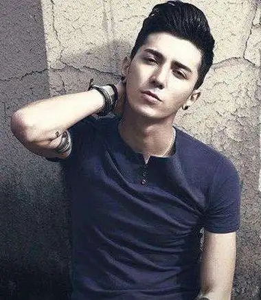 黑社会青年头型