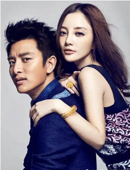 他曾是不知名演员,影后的老公,33岁被妻子抛弃,35岁凭声音出名_贾乃亮