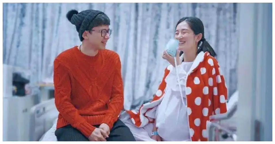 张杰微吧都纷纷在微博公布了这则消息,如今谢娜又怀二胎,这一家四口好