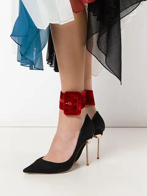 宋茜刘雯都在穿的美足配饰,从头发丝性感到脚踝!