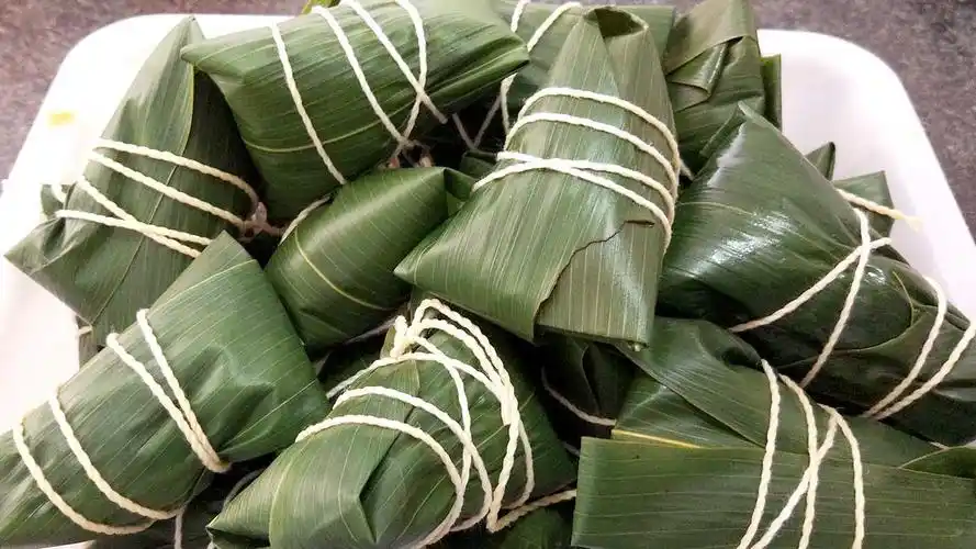 还不会包粽子的宝妈们  快带上宝贝们 (图片均为老师制作的实拍图)