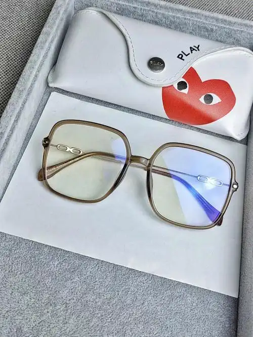 59一副防蓝光近视眼镜颜值担当