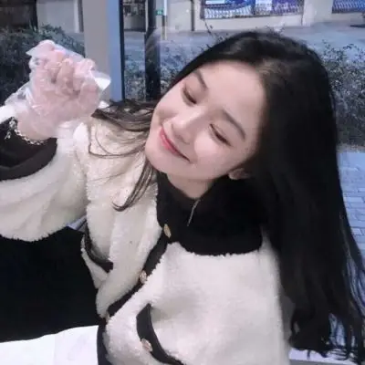 筠玖 可爱/成熟/魅力女头_微信头像_我要个性网