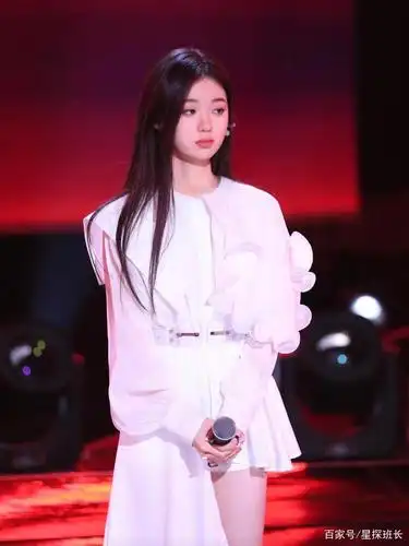 《好声音》歌曲总收听量20亿,单依纯占了10亿!冠军还有悬念吗